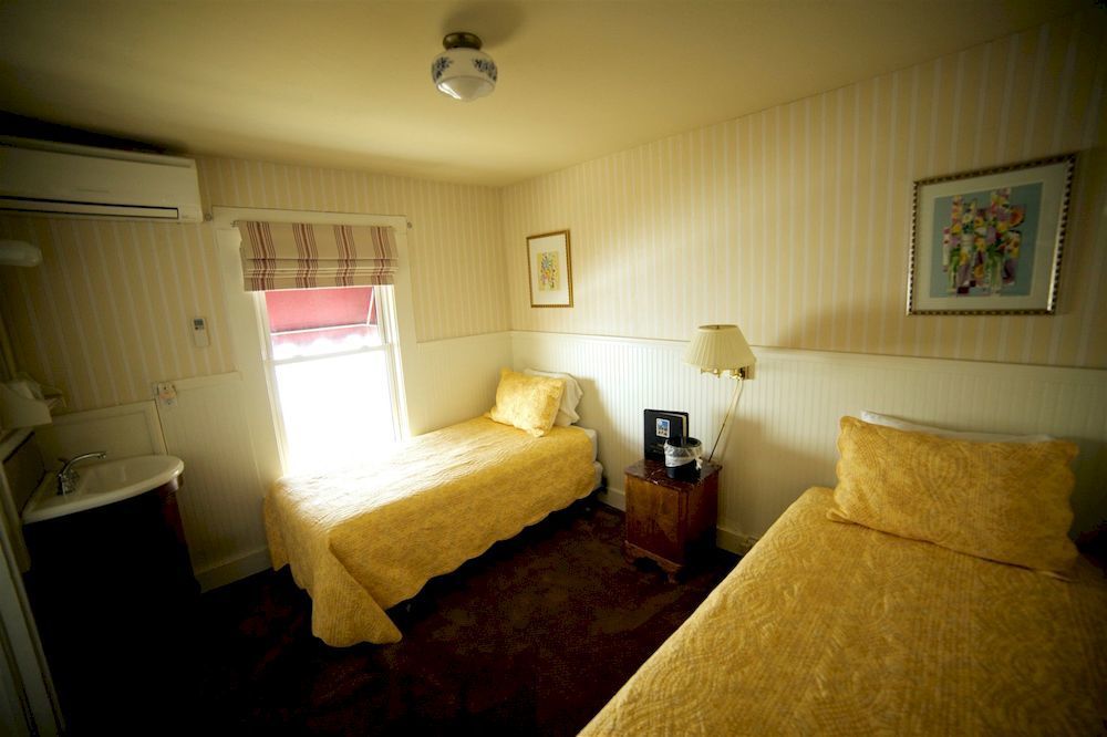 ホテル シャーロットb&B  グローヴランド エクステリア 写真